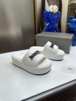 balenciaga couple platform slippers