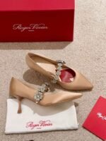 Roger vivier bouquet of flower diamonds kitten shoes - Image 10
