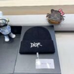 Dior embroidered wool knitted hat - Image 9