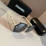 Chanel original sunglasses - Image 3