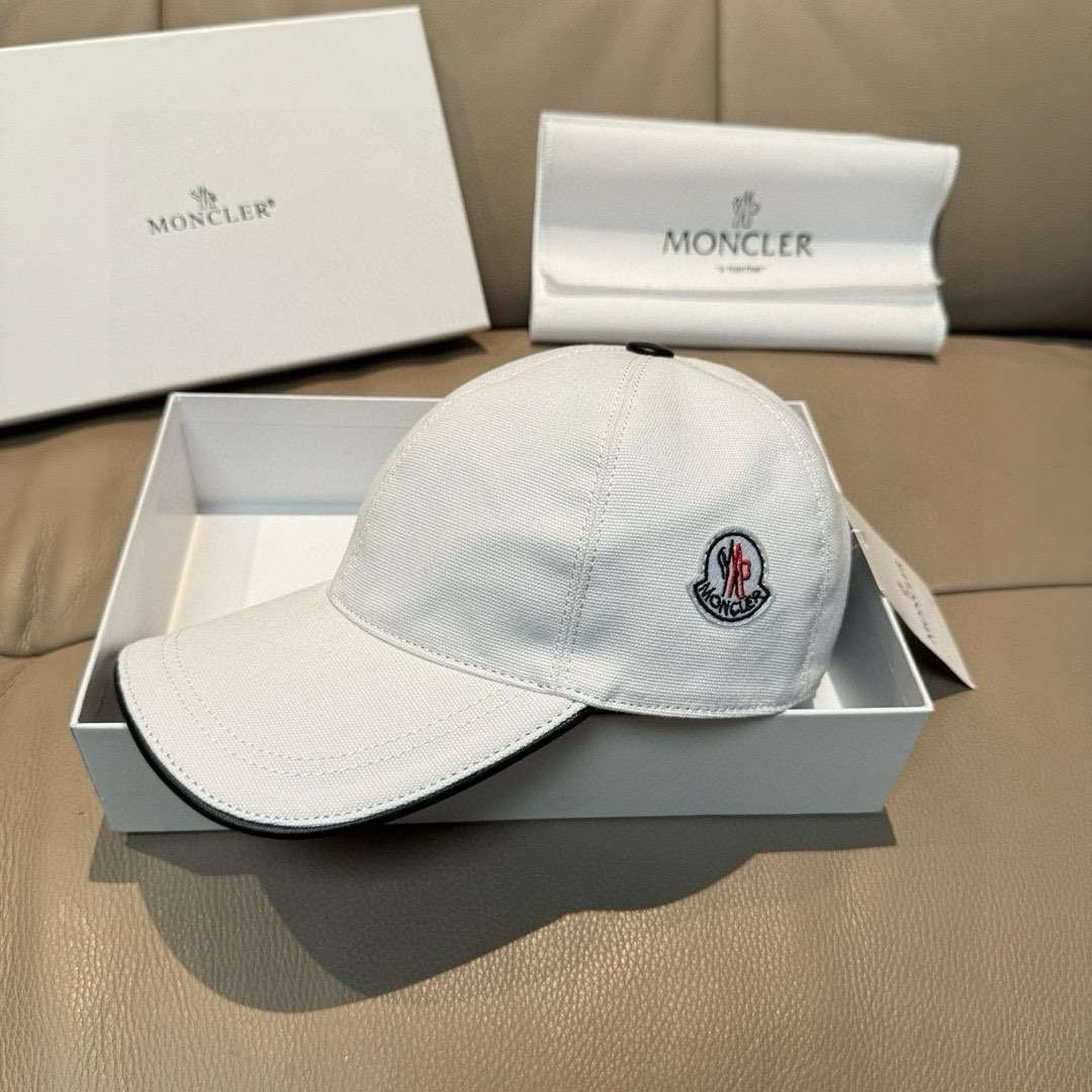 0-2-18-1.jpg Original moncler baseball cap - Image 1
