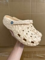 Crocs classic durian slippers - Image 8