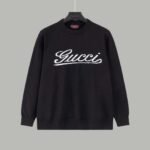 Gucci signature letter crewneck sweater
