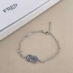 FRDE Diamond 8-figure buckle horseshoe buckle bracelet White pink blue - Image 10