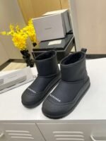 balenciaga sheepskin all-in-one snow boots - Image 3