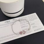 FRDE Diamond 8-figure buckle horseshoe buckle bracelet White pink blue - Image 14