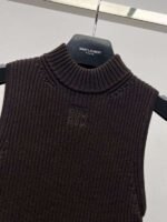 MIUMIU original embroidered sleeveless sweater - Image 4