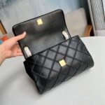 TORY BURCH
New Fleming Convertible Shoulder Bag
Dimensions: 27*17.5*10 cm - Image 3