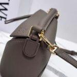 Loewe high-quality 1:1 replica bag, Mini size, dimensions: 18*12.5*8 cm - Image 9