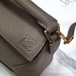 Loewe high-quality 1:1 replica bag, Mini size, dimensions: 18*12.5*8 cm - Image 4