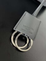 Balenciaga’s highest-quality 1:1 replica handbag, dimensions: 35 × 23.3 × 10.9 cm - Image 5