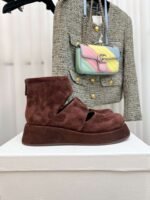 The row of high-quality shoes - Image 5