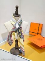 Hermès silk scarf, SIZE: 90×90 - Image 10