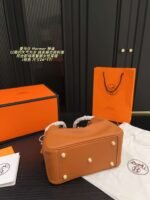 Hermès handbag, SIZE: 26*17 - Image 11