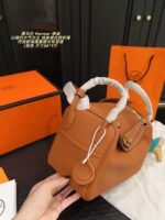 Hermès handbag, SIZE: 26*17 - Image 13