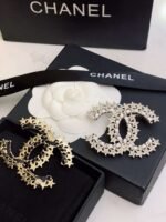 Chanel diamond brooch - Image 8