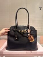 miumiu shell bag,39×30cm