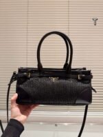 Prada new straw bag, size 32×15cm
