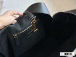 YSL bea bag, 33×46cm - Image 5