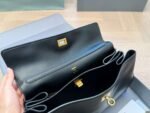 Balenciaga fashion new bag   size
39.9*29.9*12.9 - Image 6