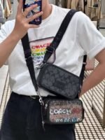 coach camera bag
20×12cm - Image 2