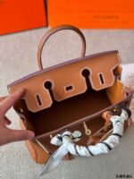 Hermes leather bag  25cm - Image 3