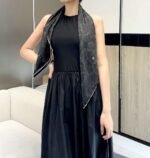 Chanel High version scarf, size: 90*90 - Image 3