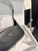 Prada bag  24×14 - Image 5