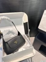 Prada bag  24×14 - Image 4