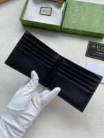 Gucci purse - Image 5