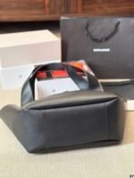 Saint Laurent Bag, size: 33×28 - Image 4