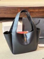 Saint Laurent Bag, size: 33×28