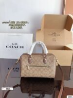 Coach bag  SIze:26×16×13 - Image 7