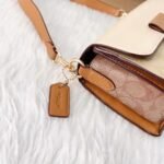 coach bag  size:26.5*14*6.5 - Image 6