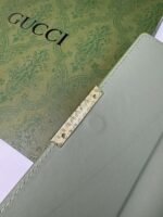 Gucci notebook and pen set - Image 8