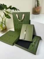 Gucci notebook and pen set