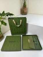 Gucci notebook and pen set - Image 3