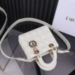 Dior high-quality 1:1 version bag - Image 2