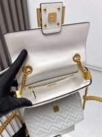 FENDI high-quality 1:1 version bag, with dimensions of 24×14×7 - Image 9