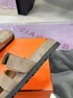 Hermès high-quality 1:1 slippers - Image 8