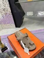 Hermès high-quality 1:1 slippers - Image 3