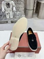 Loro high-quality 1:1 slippers - Image 8