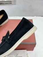 Loro high-quality 1:1 slippers - Image 3