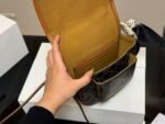 Celine bag  18*16cm - Image 5