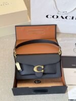 Coach bags - Image 9
