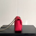 Red velvet gucci bag - Image 4