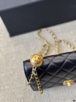 Chanel bag - Image 6