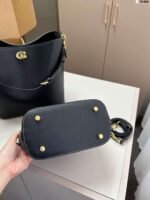 Coach bags - Image 6