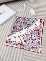 Dior high-quality silk handkerchief - Image 7