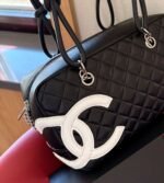 Chanel camera bag, size 28 × 10 × 16 - Image 4